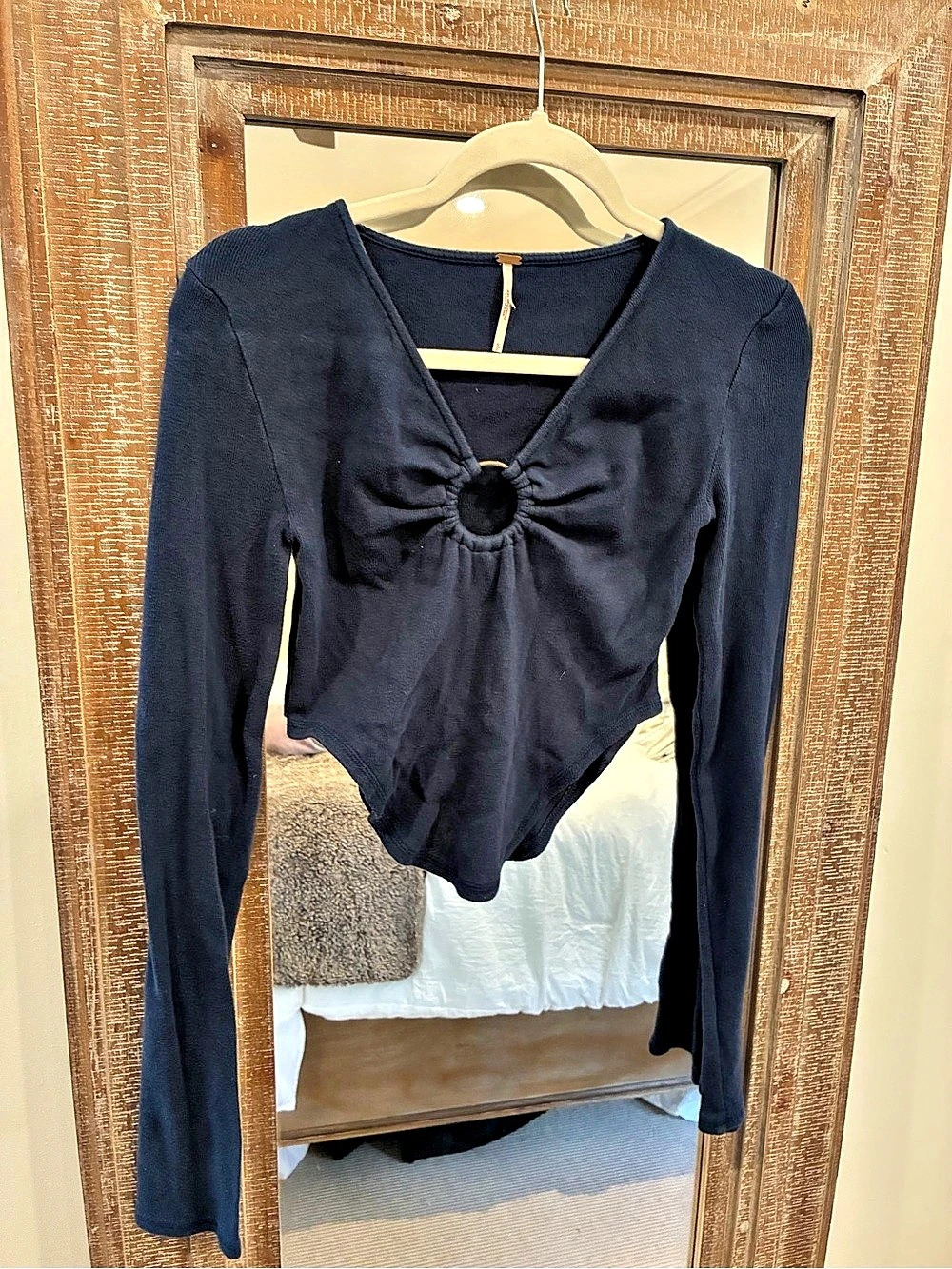 Free People Long Sleeve Ruched Ring Top in Navy Size Small